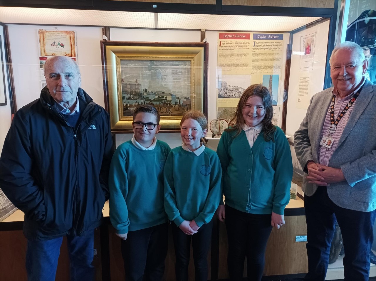 School children with the 'Ein Hanes Ni' (our history) project